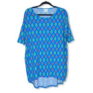 LuLaRoe “Irma” Tee-NWOT-Sz Medium
